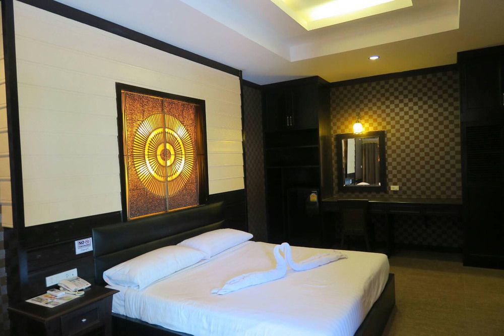 Oyo 245 Sweet Sense Jomtien Resort باتايا المظهر الخارجي الصورة