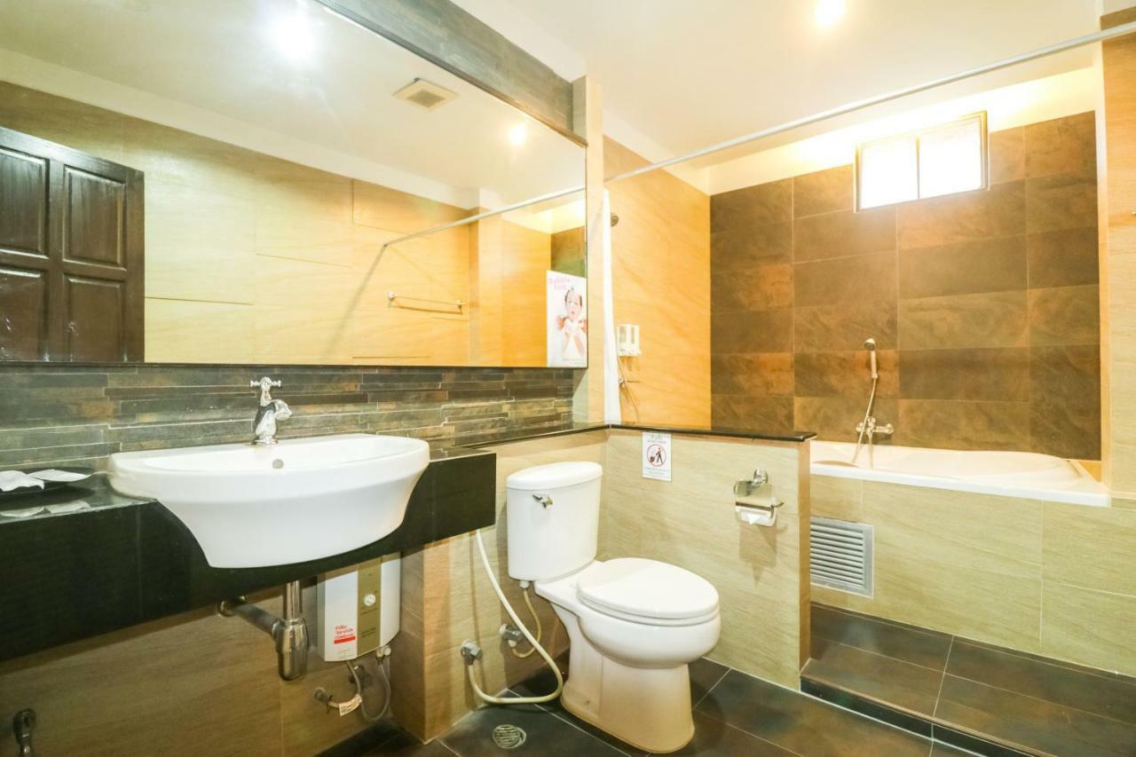 Oyo 245 Sweet Sense Jomtien Resort باتايا المظهر الخارجي الصورة