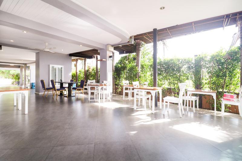 Oyo 245 Sweet Sense Jomtien Resort باتايا المظهر الخارجي الصورة
